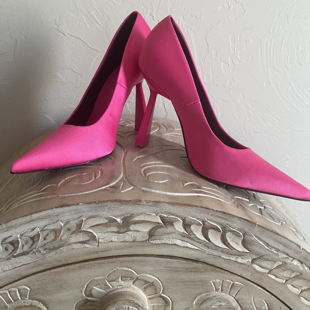 SOLLLDDD Zara Pink Heels